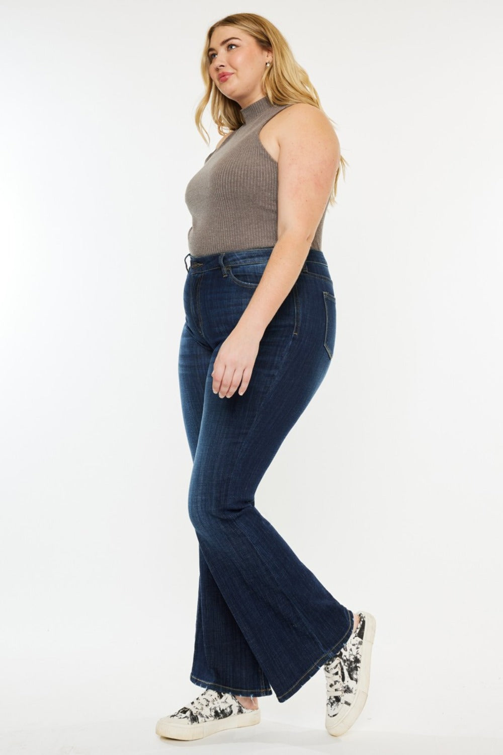 Kancan Mid Rise Flare Jeans SZ 1-22W